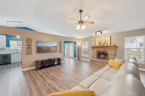 2826 Merganser Dr, O'fallon, MO 63368 photo 5