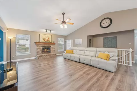 2826 Merganser Dr, O'fallon, MO 63368 photo 4