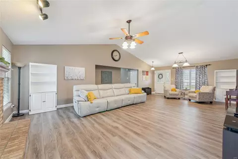 2826 Merganser Dr, O'fallon, MO 63368 photo 3