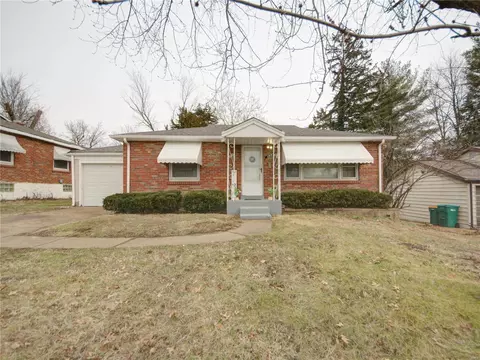 1932 N Hanley Rd, Saint Louis, MO 63114