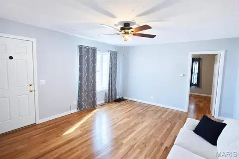 Living - 717 N 5th St, Elsberry, MO 63343 photo 2 of 3