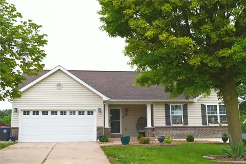 323 Westridge Dr, O'fallon, MO 63366