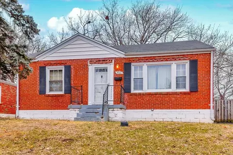 3969 Ashby Rd, Saint Ann, MO 63074