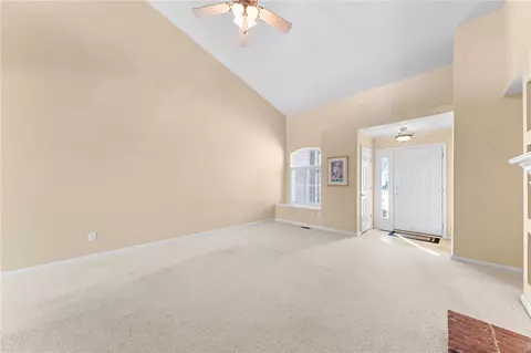 649 Hawk Run Dr #25A, O'fallon, MO 63368 photo 8