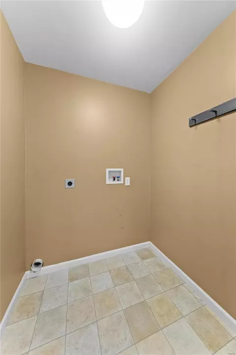 649 Hawk Run Dr #25A, O'fallon, MO 63368 photo 29