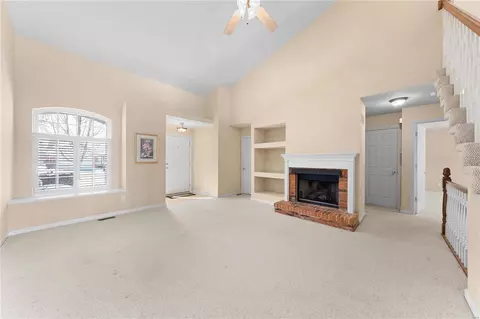 649 Hawk Run Dr #25A, O'fallon, MO 63368 photo 4