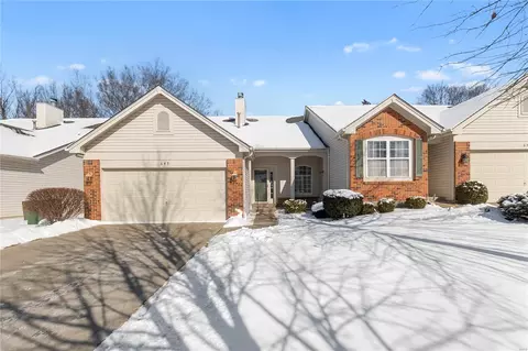 649 Hawk Run Dr #25A, O'fallon, MO 63368 photo 3