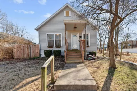 6624 Chamberlain Ave, Saint Louis, MO 63130