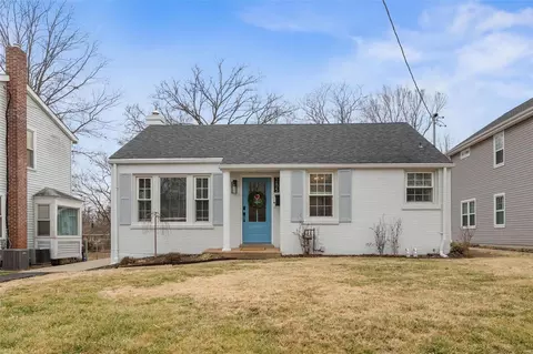 285 Frieda Ave, Saint Louis, MO 63122