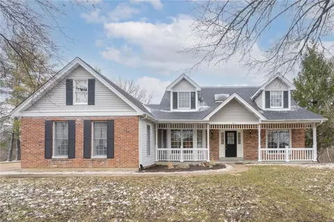 248 Loggers Trl, Fenton, MO 63026
