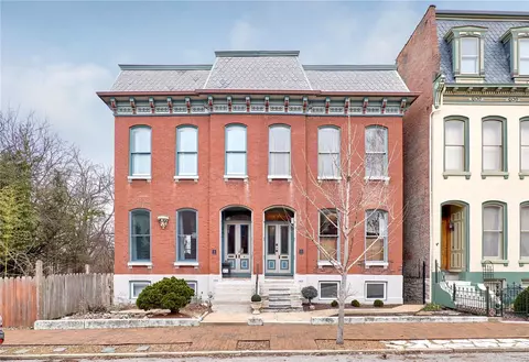 1917 Hickory St, Saint Louis, MO 63104
