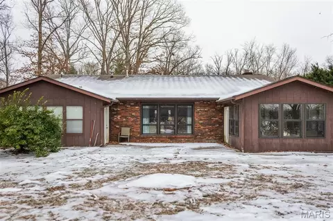 Other - 3 Echo Ln, Centralia, IL 62801 photo 6 of 7