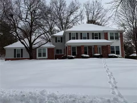 15948 Eagles Landing Ct, Chesterfield, MO 63017