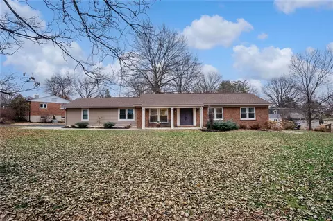 1308 Christine Ave, Saint Louis, MO 63131