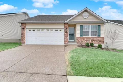 108 Silo Valley Dr, Wentzville, MO 63385