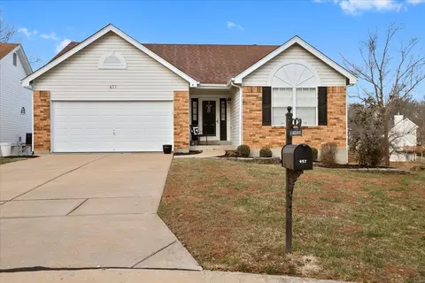 457 Charter Way Dr, Wildwood, MO 63040