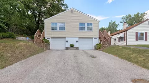 6667 W W Park Ave, Saint Louis, MO 63139