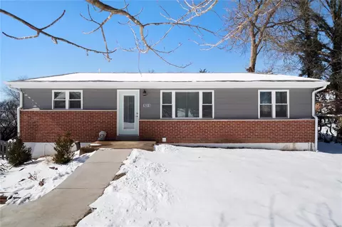 1011 Couch Ave, Saint Louis, MO 63122