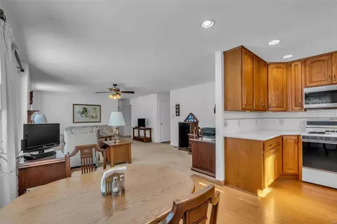 242 Ranchmoor Trl, Ellisville, MO 63011 photo 12