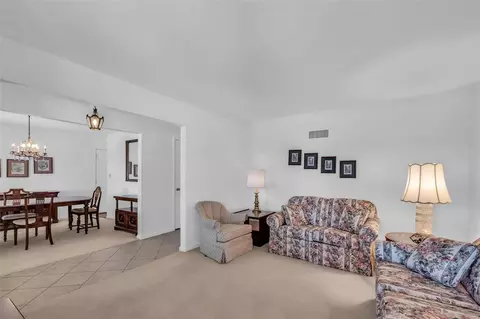 242 Ranchmoor Trl, Ellisville, MO 63011 photo 6