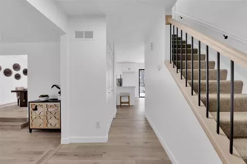Entry Way - 820 Dutch Mill Dr, Ballwin, MO 63011 photo 1 of 1