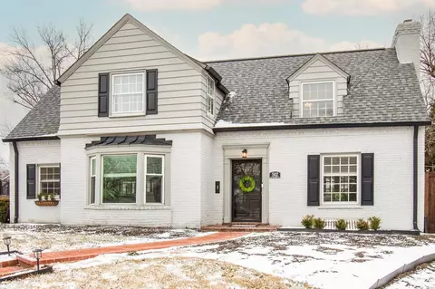 502 Old Bonhomme Rd, Saint Louis, MO 63130