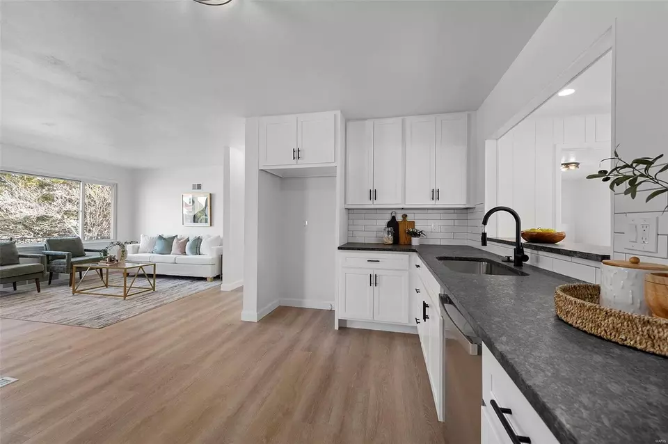 Kitchen - 10076 Baltimore Ave, Saint Ann, MO 63074 photo 1 of 3