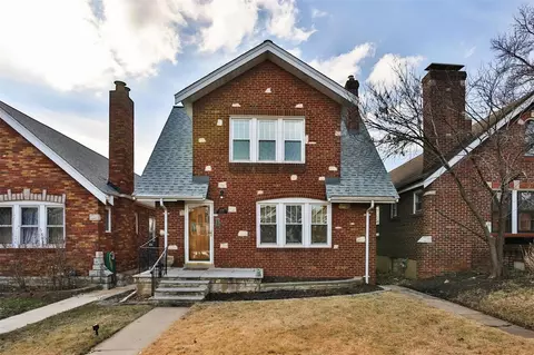 5728 Murdoch Ave, Saint Louis, MO 63109
