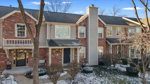 5419 Vicar Ct, Saint Louis, MO 63119