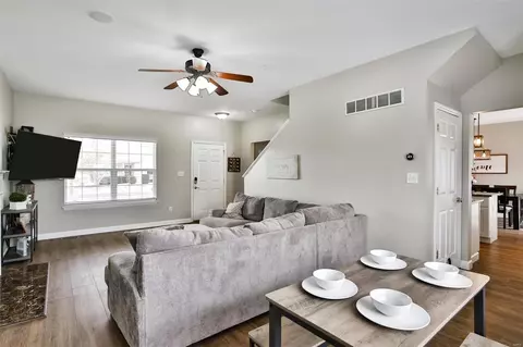 35 Spring Borough Ct, O'fallon, MO 63368 photo 5