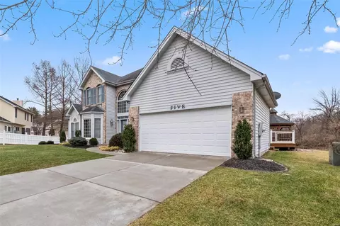 Exterior - 5 Timber Ridge Estates Ct, Wildwood, MO 63011 photo 3 of 16