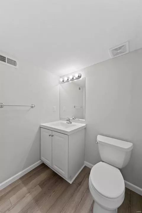 Bath - 5 Timber Ridge Estates Ct, Wildwood, MO 63011 photo 7 of 7