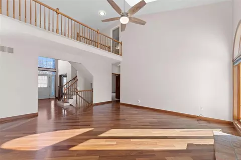 Living - 5 Timber Ridge Estates Ct, Wildwood, MO 63011 photo 3 of 7