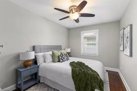 Bedroom - 6026 Hancock Ave, Saint Louis, MO 63139 photo 2 of 7