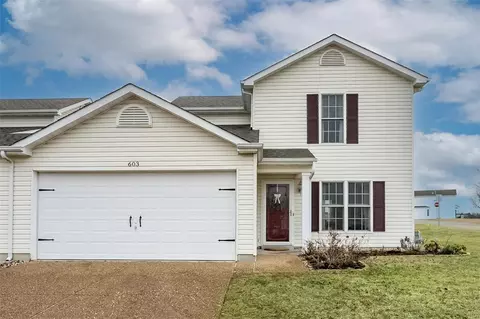 603 Fair Bluff Dr, Wentzville, MO 63385