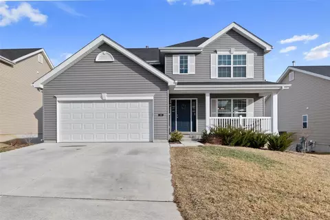 213 Lakeview Farms Dr, Saint Charles, MO 63304