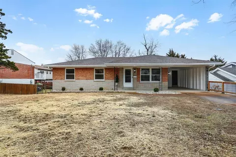 11105 Torigney Dr, Saint Louis, MO 63126