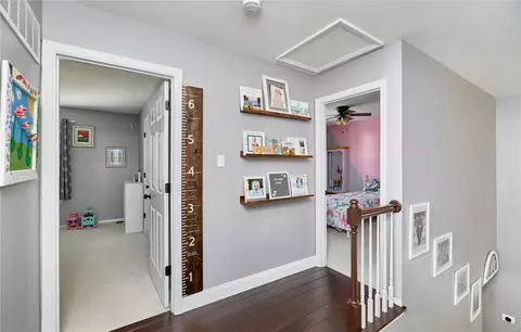 Entry Way - 351 Buckhurst Dr, Ballwin, MO 63021 photo 4 of 4