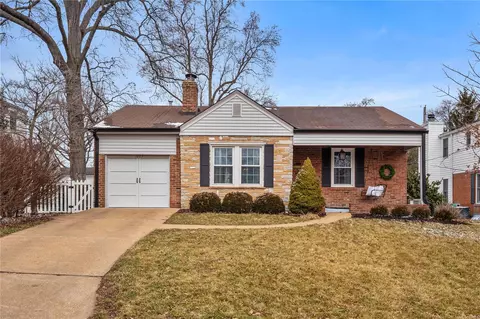 1005 Joanna Ave, Saint Louis, MO 63122