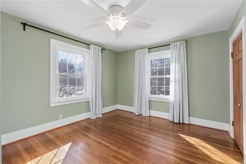 Bedroom - 615 Fairview Ave, Webster Groves, MO 63119 photo 5 of 8