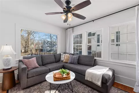 Living - 615 Fairview Ave, Webster Groves, MO 63119 photo 3 of 3