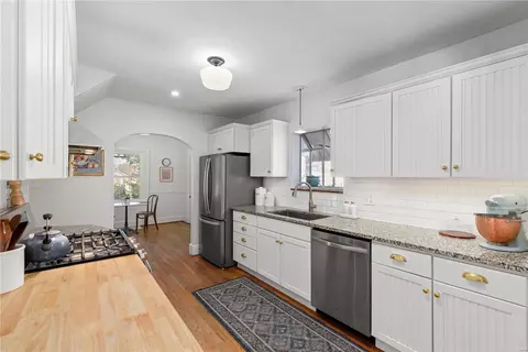 Kitchen - 615 Fairview Ave, Webster Groves, MO 63119 photo 2 of 4