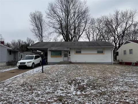 10822 Mcduff Dr, Saint Louis, MO 63137