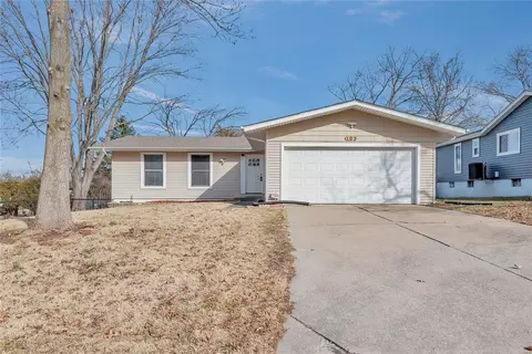 103 Julie Ln, Saint Peters, MO 63376