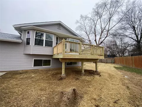 146 E Towerwood Dr, O'fallon, MO 63366 photo 24