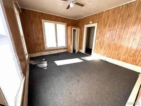 305 E Main St, Willow Springs, MO 65793 photo 15