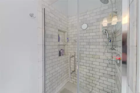 Bath - 5203 Shetland Dr, Weldon Spring, MO 63304 photo 2 of 4