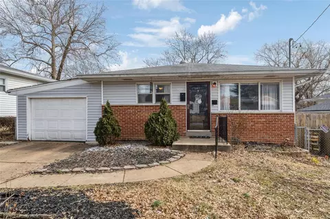 7928 La Belle St, Saint Louis, MO 63123