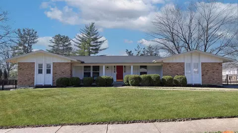 14550 Eddington Dr, Chesterfield, MO 63017