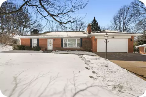139 Blackthorn Dr, Crestwood, MO 63123
